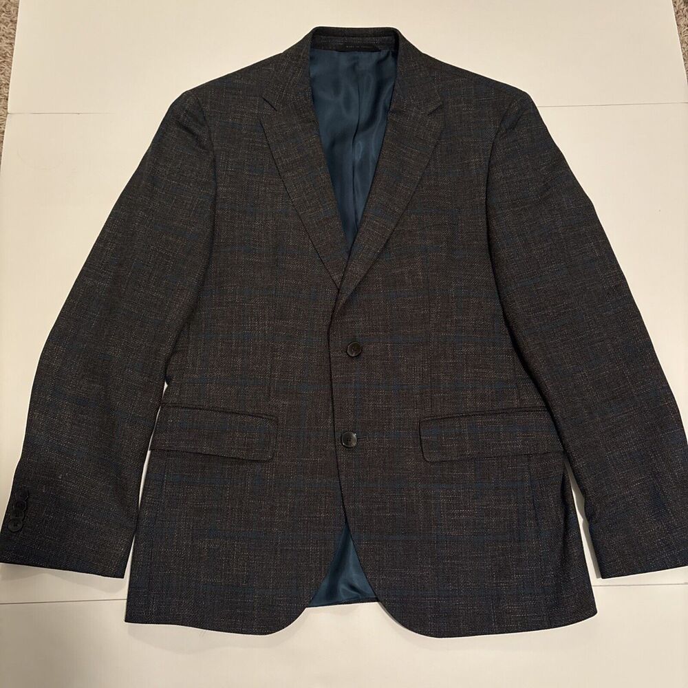 Hugo BOSS Men's 38 Slim Fit Virgin Wool Blazer in Blue and Gray Stripe